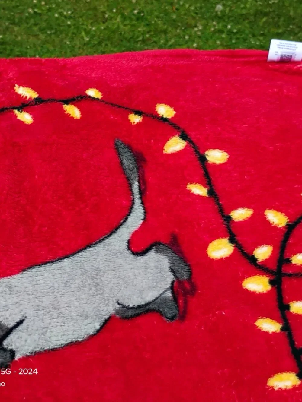 Vera Bradley red soft micro plush Christmas Cats holiday blanket 2020 w serial #